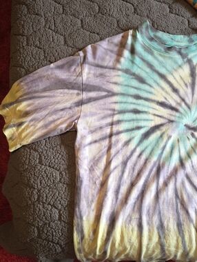 American Eagle Oversized Tie Dye Shirt